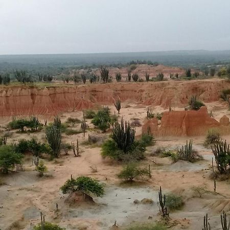 Posada Turistica Noches De Saturno Villavieja Kültér fotó